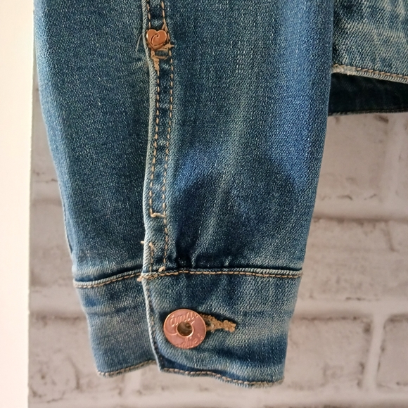 Candie's • Women's Relaxed Distressed  Denim Trucker Jean Jacket - Picture 5 of 12